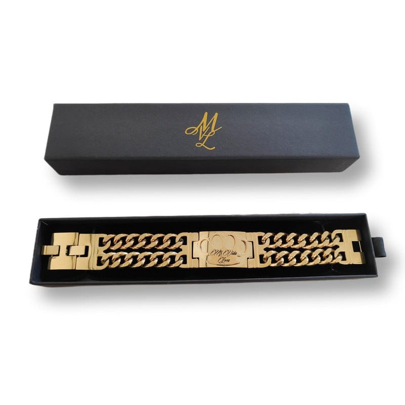 Goldenes MVL Armband in der offenen schwarzen MVL Geschenkbox mit goldenem ML-Monogramm