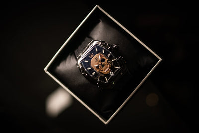 MVL automaattinen kallokello Japanin koneistolla / silikoniranneke - musta/musta