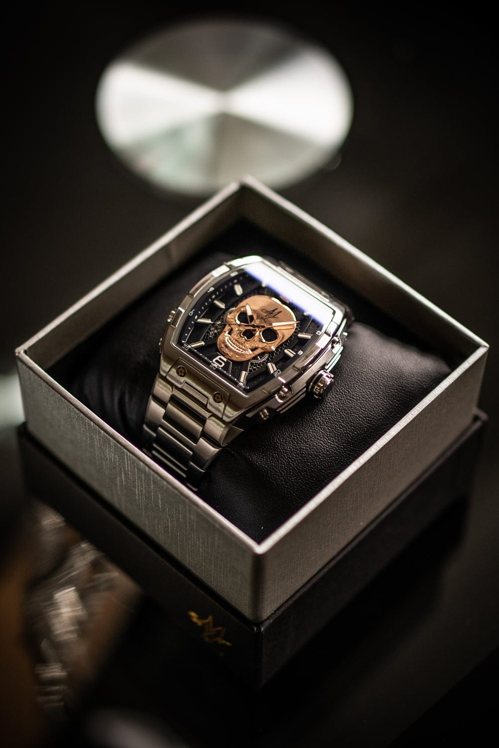 MVL automatisk kraniet ur japansk urværk - stålrem - sølv